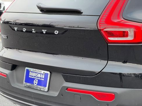 New 2026 Volvo EX40 Plus w/ Climate Package image 7