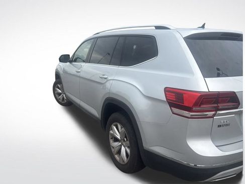 Used 2018 Volkswagen Atlas SEL FWD image 11