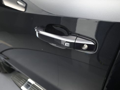 Used 2022 Chevrolet Silverado 1500 RST image 36