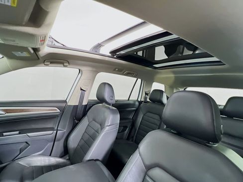 Used 2019 Volkswagen Atlas SEL Premium image 22