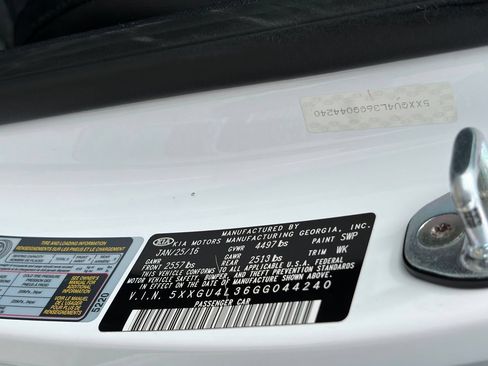 Used 2016 Kia Optima EX w/ Premium Package FWD image 15