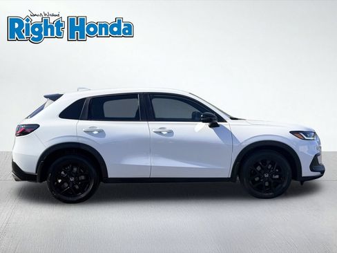 Certified 2024 Honda HR-V Sport image 9