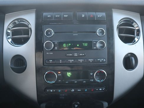 Used 2012 Ford Expedition Limited image 10