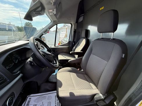 Used 2023 Ford Transit 250 148 High Roof AWD w/ Upfitter Package image 4