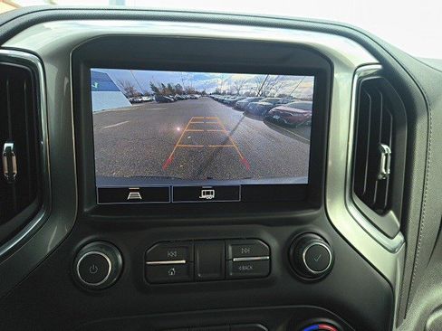 Used 2021 Chevrolet Silverado 1500 LT Trail Boss w/ Convenience Package II image 24