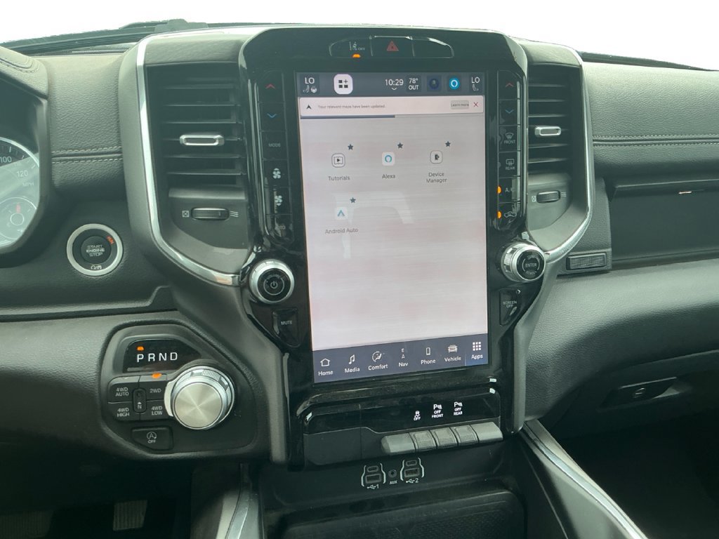 Used 2025 RAM 1500 Laramie AWD/4WD image 24
