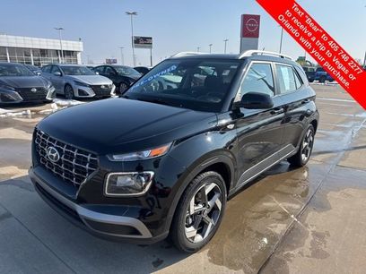 Used 2025 Hyundai Venue SEL