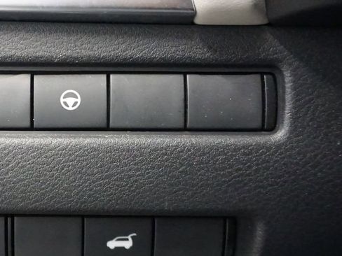 Used 2021 Nissan Rogue SV w/ Premium Package image 33