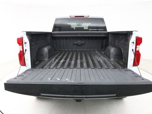 Used 2022 Chevrolet Silverado 1500 RST w/ Safety Package image 18