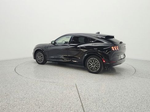 Used 2024 Ford Mustang Mach-E Premium image 8