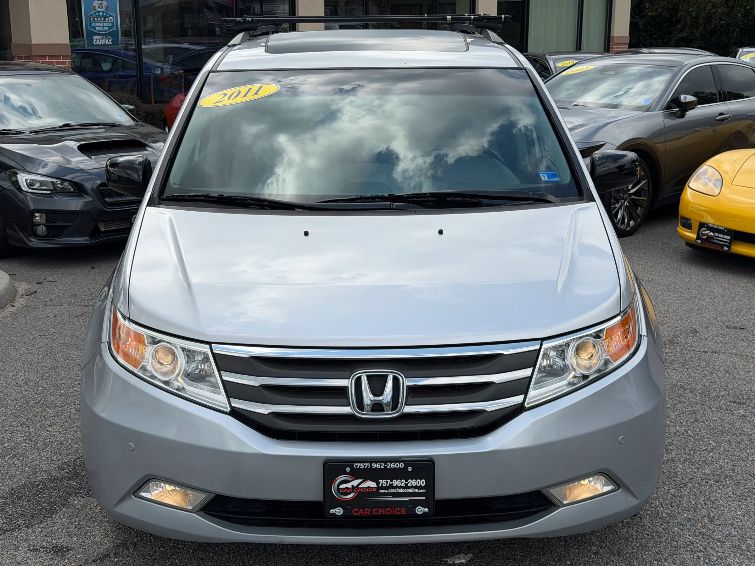 Used 2011 Honda Odyssey Touring image 3