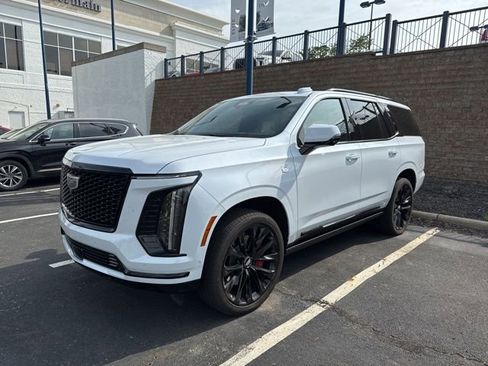 New 2026 Cadillac Escalade Sport AWD/4WD image 1