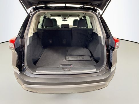 Used 2023 Nissan Rogue S AWD/4WD image 22