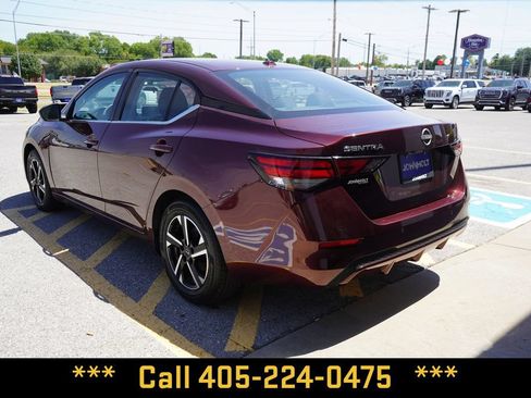 Used 2025 Nissan Sentra SV FWD image 10