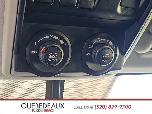 Used 2019 Toyota 4Runner TRD Off-Road Premium AWD/4WD image 17