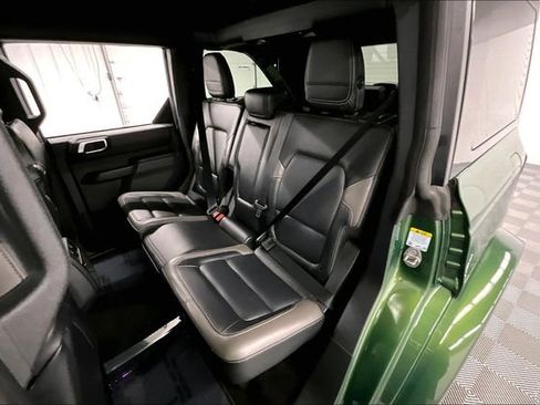 Used 2025 Ford Bronco Outer Banks AWD/4WD image 23