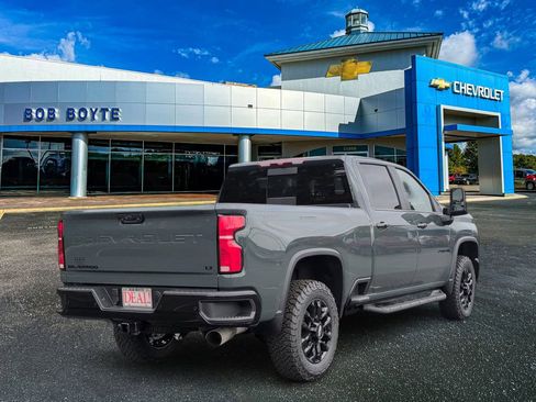 New 2026 Chevrolet Silverado 2500 LT w/ Trail Boss Package image 6