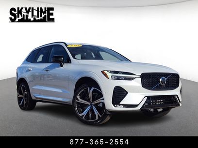 Used 2022 Volvo XC60 B5 R-Design w/ Advanced Package