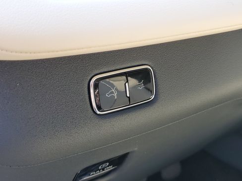 New 2027 Lincoln Navigator L Reserve AWD/4WD image 14
