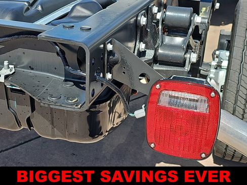 New 2025 Ford F550 4x4 Regular Cab Super Duty image 41