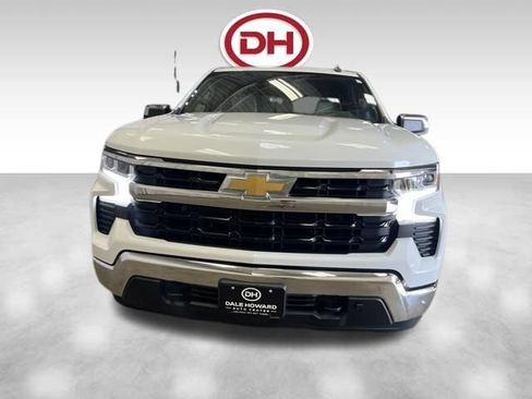 Used 2023 Chevrolet Silverado 1500 LT AWD/4WD image 6