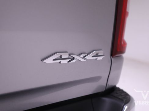 New 2026 RAM 1500 SLT Lonestar Crew Cab 4x4 image 44