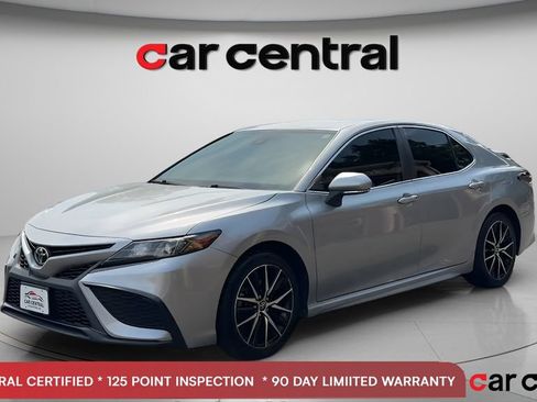 Used 2023 Toyota Camry SE FWD image 1
