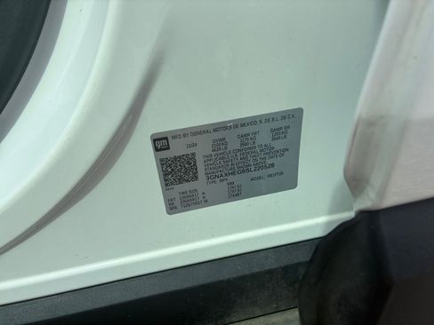 Used 2025 Chevrolet Equinox LT image 23