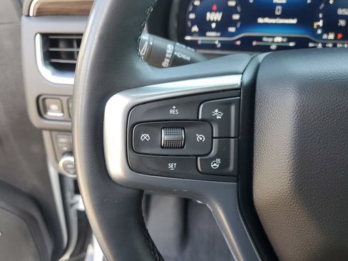 Used 2023 Chevrolet Suburban Z71 w/ Off-Road Capability Package AWD/4WD image 24