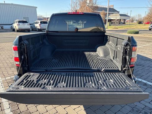 Used 2023 Nissan Frontier SV image 20