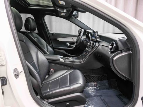 Used 2018 Mercedes-Benz C 300 Sedan image 24