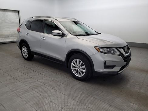 Used 2017 Nissan Rogue SV image 13