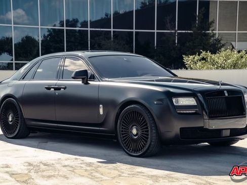 Used 2014 Rolls-Royce Ghost RWD image 6