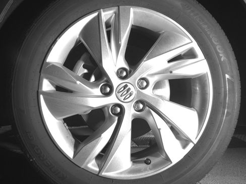 Used 2025 Buick Encore GX Preferred FWD image 12