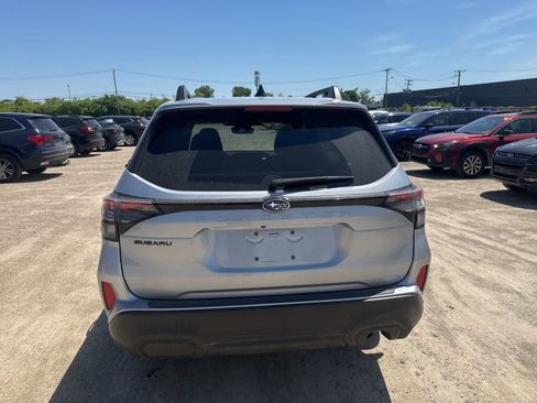 Used 2025 Subaru Forester Premium AWD/4WD image 13