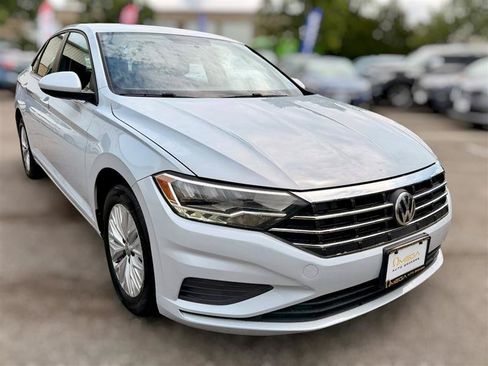 Used 2019 Volkswagen Jetta S FWD image 3