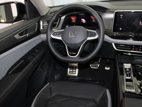 New 2026 Volkswagen Atlas Peak Edition AWD/4WD image 27
