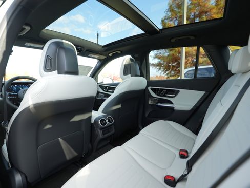 New 2026 Mercedes-Benz GLC 300 4MATIC image 38