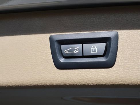 Used 2015 BMW X3 xDrive28i image 18