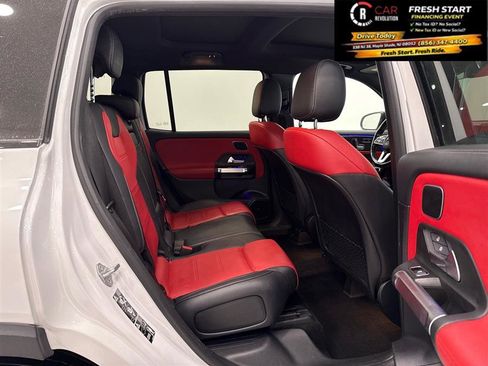 Used 2021 Mercedes-Benz GLB 250 4MATIC image 45