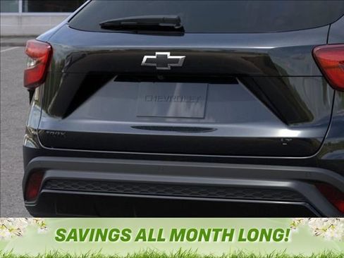 New 2026 Chevrolet Trax LT w/ Driver Confidence Package FWD image 14