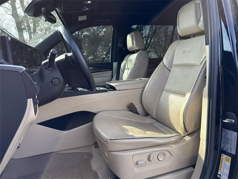 Used 2023 Cadillac Escalade ESV Premium Luxury w/ LPO, Radiant Package image 21