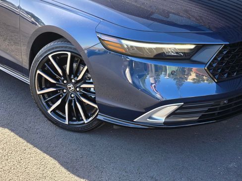 New 2026 Honda Accord Touring image 9
