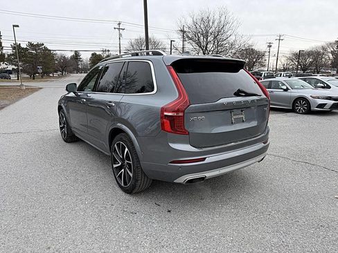 Used 2018 Volvo XC90 T6 Momentum w/ Convenience Package image 3