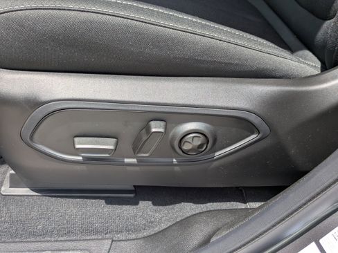 New 2026 Jeep Grand Cherokee L Laredo RWD image 11