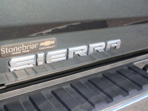 Used 2018 GMC Sierra 1500 SLT w/ Texas SLT Premium Package AWD/4WD image 29