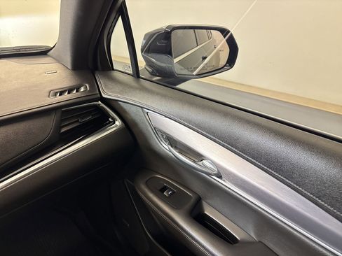 Used 2022 Cadillac XT6 Luxury w/ LPO, Floor Liner Package AWD/4WD image 27