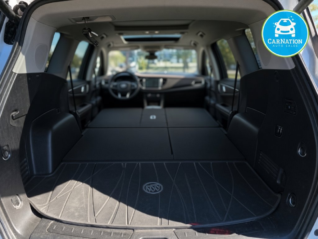 Used 2018 Buick Enclave Avenir w/ Avenir Technology Package AWD/4WD image 10