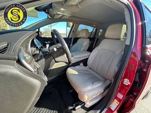 Used 2019 Buick Envision Essence image 12