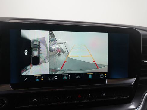 Used 2023 Chevrolet Silverado 1500 High Country image 23